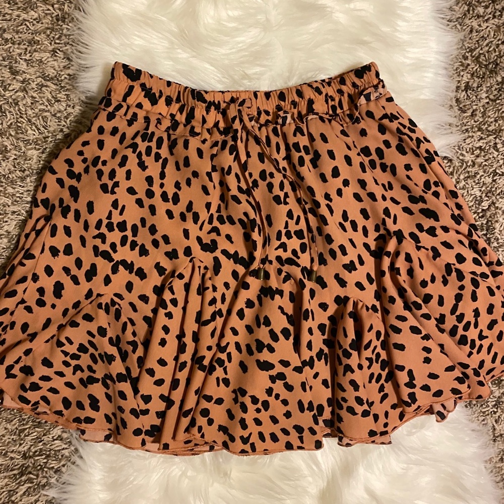 Boutique entro brand skirt (skort really!), Medium